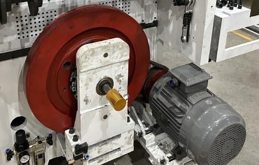 Corte e Vinco Automática AEM 800Q com destacador - Imagem 11