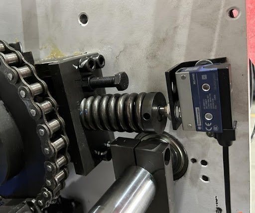 Corte e Vinco Automática AEM 800Q com destacador - Imagem 26