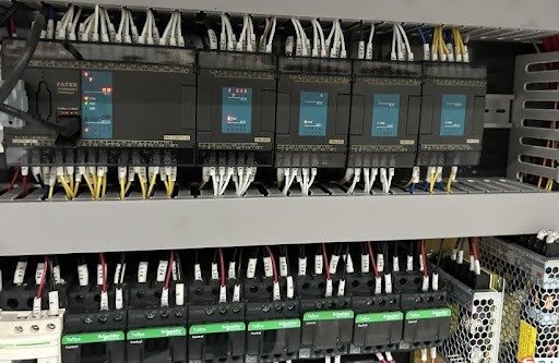 Corte e Vinco Automática AEM 800Q com destacador - Imagem 28