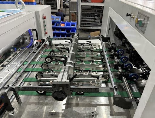 Corte e Vinco Automática AEM 800Q com destacador - Imagem 3