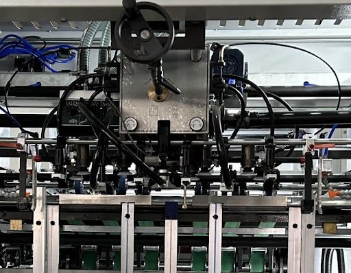 Corte e Vinco Automática AEM 800Q com destacador - Imagem 4