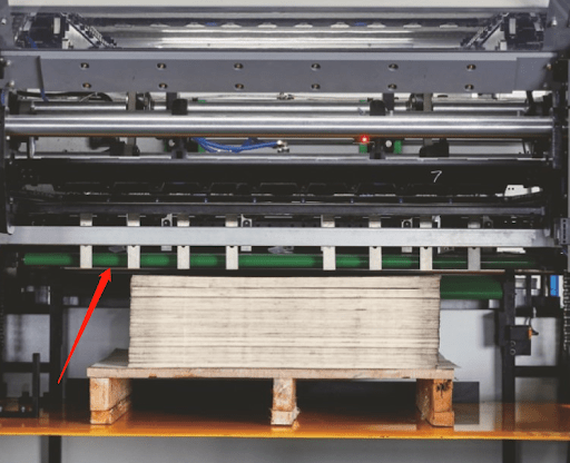 Corte e Vinco Automática AEMG-800T com Hot Stamp - Imagem 14