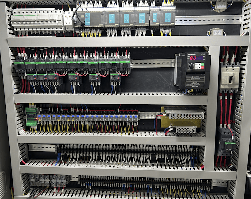 Corte e vinco automática AEM 1050 - Imagem 22