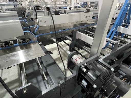Dobradeira e Coladeira de Cartucho Série LC-CBS (Modelos 650 / 800 / 1100) - Imagem 13